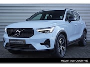 Volvo XC40 - 2.0 B4 Plus Dark | Verwarmde Voorruit | Harman/Kardon Audio
