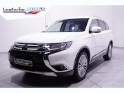 Mitsubishi Outlander - 2.0 Instyle 4WD Camera Trekhaak Cruise Clima
