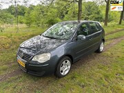 Volkswagen Polo - 1.4-16V Comfortline APK 17-04-2027