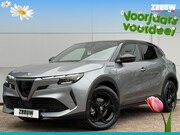 Alfa Romeo Junior - 145PK Black Edition Ibrida Speciale | Techno | Camera | Navi
