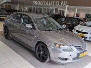 Mazda 3 - 2.0 Active OPKNAPPER Airco, Trekhaak, Stuurbekrachtiging