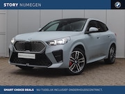BMW iX2 - eDrive20 High Executive M Sport / Panoramadak / Trekhaak / S