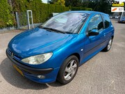Peugeot 206 - 1.4-16V 3-DRS Gentry AIRCO CRUISE LMV NAP