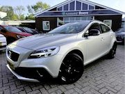 Volvo V40 Cross Country - 1.5 T3 Nordic+ Luxury Panoramadak, 18''Lmv, Trekhaak