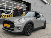 MINI One - Mini 1.2 Salt 5Drs - Navigatie I Airco I PDC I Sport velgen