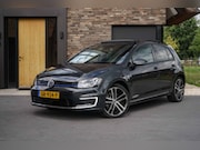 Volkswagen Golf - 1.4 TSI GTE Panoramadak/Trkhk/ACC/Carplay/Camera/204PK