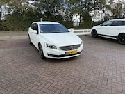 Volvo V60 - 1.5 T3 Polar+ Dynamic TREKHAAK STOELVERWARMING ZWARTE HEMEL