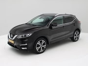 Nissan Qashqai - 1.2 N-Connecta Panorama / DAB radio / Carkit / 360° camera