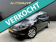 Volkswagen Touran - 1.5 TSI Comfortline Business 7p Carplay Massage Stoelverwarm