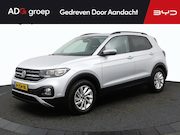 Volkswagen T-Cross - 1.0 TSI Life | Trekhaak | Parkeercamera | Parkeersensoren