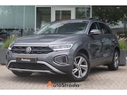 Volkswagen T-Roc - 1.5 TSI Life 75 Edition 150pk DSG I Navi I Carplay I Camera