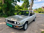 BMW 3-serie - 324d e30. 6 cilinder