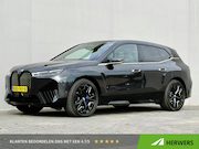 BMW iX - M60 Excellence 112 kWh / SOH 94% / 1e eigenaars auto / Schad