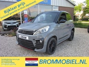 Ligier JS60 - DCi Ultimate handbediening rem en gas brommobiel