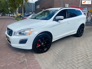 Volvo XC60 - 2.4D AWD Summum / AC/ Climatronic/ Navigatie / PDC / Leder /