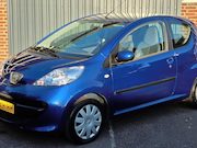Peugeot 107 - 1.0-12V XS