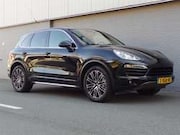 Porsche Cayenne - S 4.2L V8 Diesel 2013 (Full options)