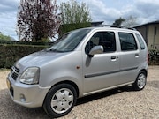 Opel Agila - 1.2-16V Comfort