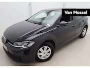 Volkswagen Polo - 1.0 TSI Life 95 PK | Airco | Parkeersensoren voor + achter |