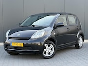 Daihatsu Sirion - 2 1.0-12V Trend 5-Deurs - Nette Auto - 140DKM