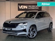 Skoda Karoq - 1.5 TSI Sportline Business Trekhaak Stoel- en stuurverw 19''