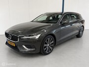 Volvo V60 - 2.0 T8 AWD Inscription PANO / ADAPTIVE CRUISE / NL-AUTO