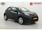 Toyota Aygo X - 1.0 VVT-i MT Play | Apple Carplay / Android Auto | Adaptive
