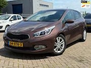 Kia Ceed - 1.6 GDI Super Pack Premium | FULL OPTION