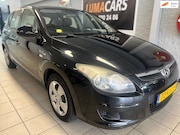 Hyundai i30 - 1.4i Blue Active Cool | APK Aanwezig | Airco |