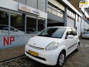 Daihatsu Sirion - 2 1.0-12V Trend