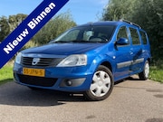 Dacia Logan Mcv - 1.6-16V Lauréate / Airco / Radio-CD Speler / Trekhaak / NAP