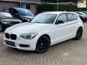 BMW 1-serie - 118i Upgrade Edition Sport|Nieuwe Ketting