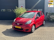 Toyota Aygo - 1.0-12V Aspiration Red *Airco*LM velgen