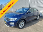 Volkswagen T-Roc - 1.5 TSI Style Automaat, trekhaak, applecarplay/android/nav, 