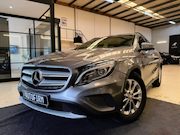 Mercedes-Benz GLA-Klasse - 200 Prestige Panoramadak Groot Multimedia-scherm Navi Cruise
