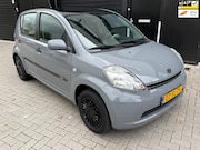 Daihatsu Sirion - 1.3-16V Comfort - AUTOMAAT - AIRCO - INRUIL MOGELIJK
