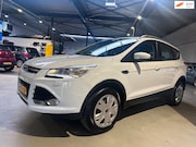 Ford Kuga - 1.5 Trend/Dealer onderhouden/2x sleutels/Apk nieuw bij aflev