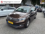 Volkswagen Touran - 1.4 TSI Highline 7p/navi/stoelverw/media /clima/boeken/trekh