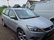 Ford Focus - 1.6 Comfort Goed onderhouden Ford focus. Rcentelijk is distr