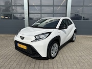 Toyota Aygo X - 1.0 VVT-i MT 72pk Play