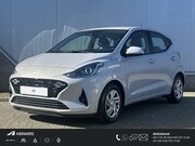 Hyundai i10 - 1.0 Premium / €1750, - Voordeel / Luxe licht interieur / Nav
