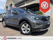 Volkswagen T-Roc - 1.5 TSI Automaat Sport Carplay / Camera / Full LED