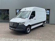 Mercedes-Benz eSprinter - 320 L2 Pro 81kWh Winterpakket DC snelladen 115kW Mbux Spiege
