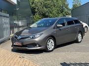 Toyota Auris - 1.8 Hybrid Dynamic