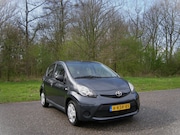 Toyota Aygo - 1.0 VVT-i Comfort 5 Drs . Airco . Elec ramen . enz