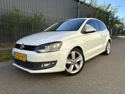 Volkswagen Polo - 1.2 TSI BlueMotion Highline / NAVI / CRUISE / STOELVERWARMIN
