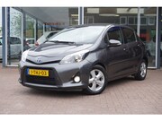 Toyota Yaris - 1.5 Full Hybrid Aspiration Automaat | Navigatie | Lm velgen 