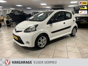 Toyota Aygo - 1.0 VVT-i Now Airco 5 deurs