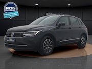 Volkswagen Tiguan - 1.4 TSI eHybrid Life | Pano dak | Head Up Display | Elek Ach