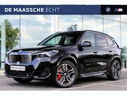 BMW iX1 - eDrive20 M Sport / Panoramadak / Trekhaak / Sports